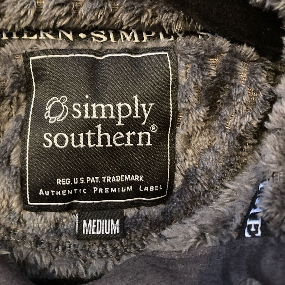 Simply Southern Womens M Grey Textured Fleece Pullover Sweatshirt Cozy Warm - Picture 5 of 7